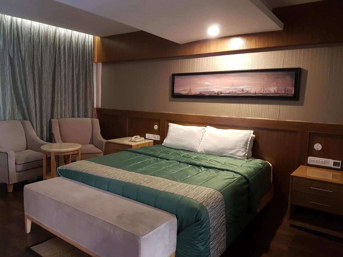 Vgp Golden Beach Resort Chennai Exteriör bild